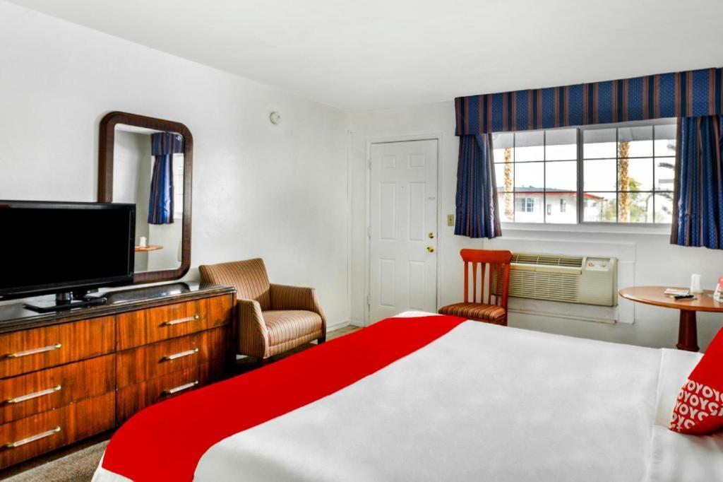 Oyo Gateway Motel Las Vegas North Strip/Fremont St. Area المظهر الخارجي الصورة