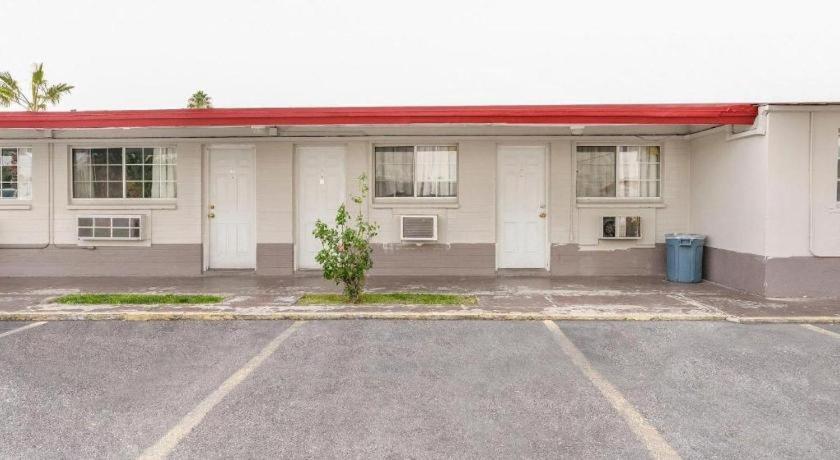 Oyo Gateway Motel Las Vegas North Strip/Fremont St. Area المظهر الخارجي الصورة